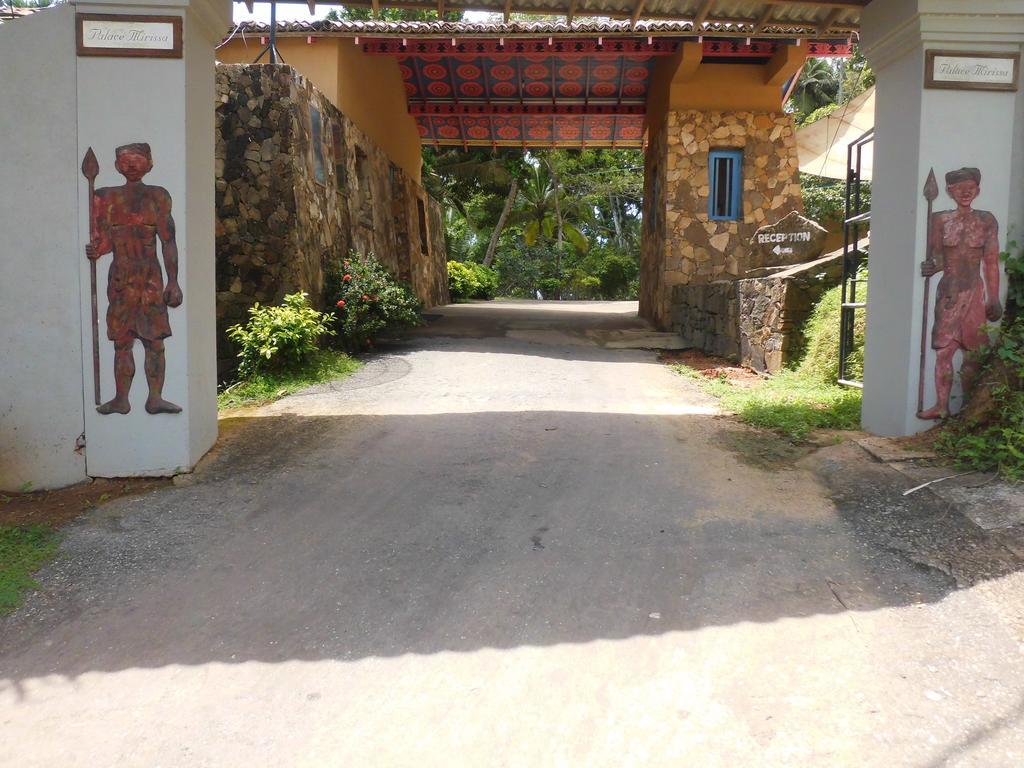 Palace Mirissa Exterior foto